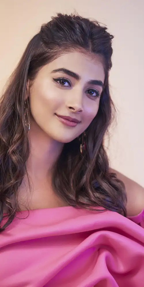 Pooja Hegde肖像