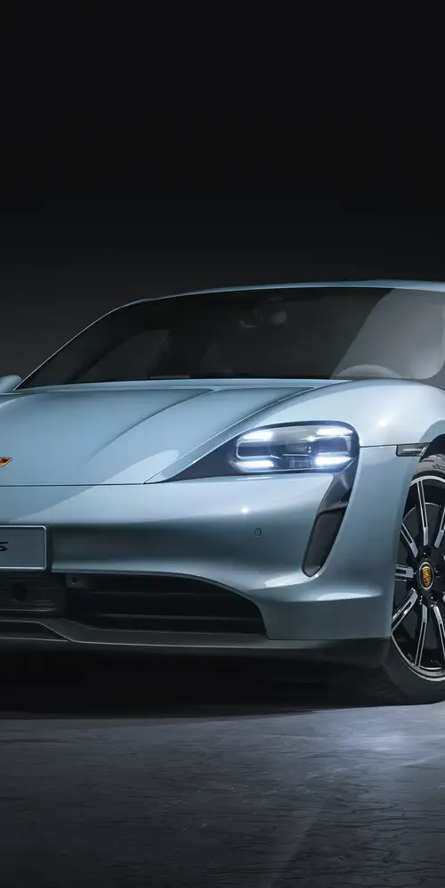 保时捷Taycan 4S黑暗美学