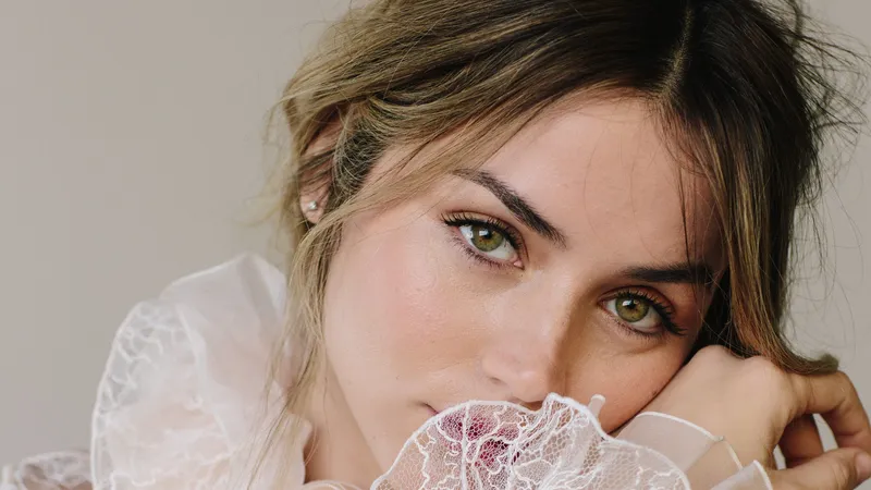 安娜·德·阿玛斯美丽的女演员