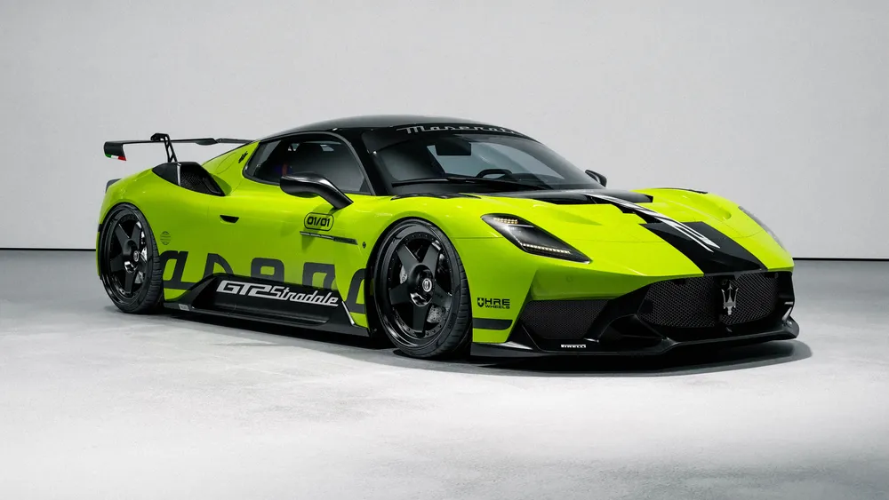 玛莎拉蒂MC20 GT2斯特拉代尔20254K电脑壁纸