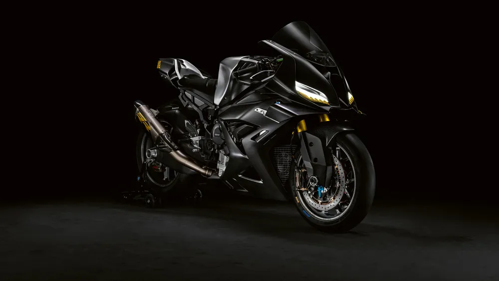 BMW Motorrad概念RR深色美学4K电脑壁纸