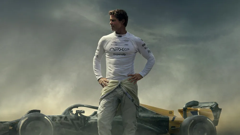 布拉德·皮特饰桑尼·海耶斯《F1:电影》4K电脑壁纸