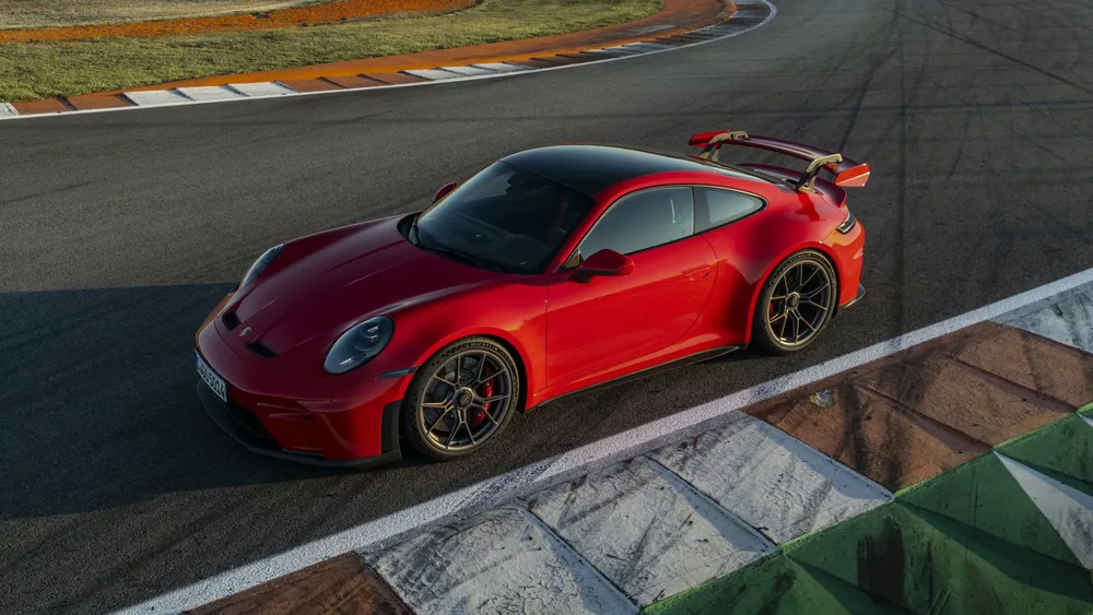 保时捷911 GT3防护红4K电脑壁纸