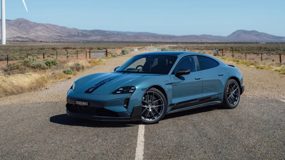 保时捷Taycan Turbo GT 20244K电脑壁纸