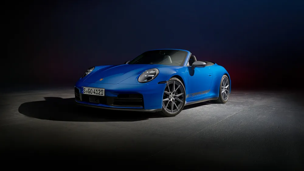 保时捷911 Carrera T敞篷车20244K电脑壁纸