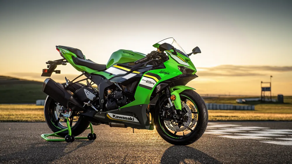 川崎忍者ZX-6R 20254K电脑壁纸