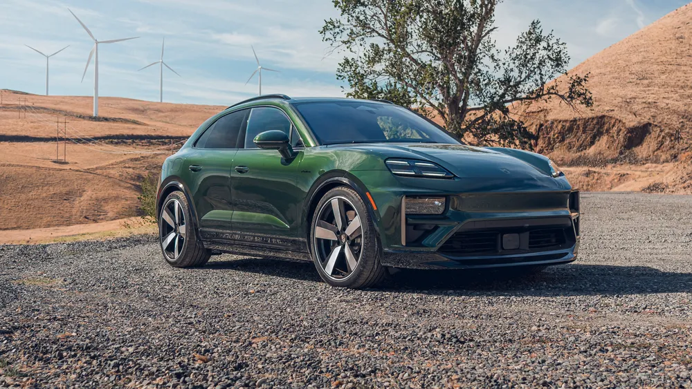 保时捷Macan Turbo 2025