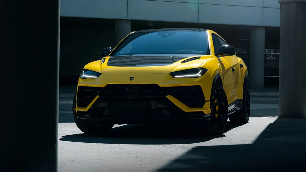 兰博基尼Urus Performante超级运动SUV4K电脑壁纸