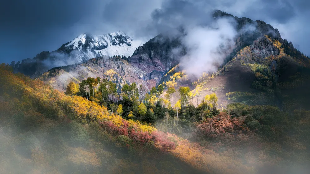 科罗拉多山脉景观4K电脑壁纸