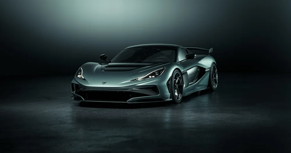 Rimac Nevera R超宽