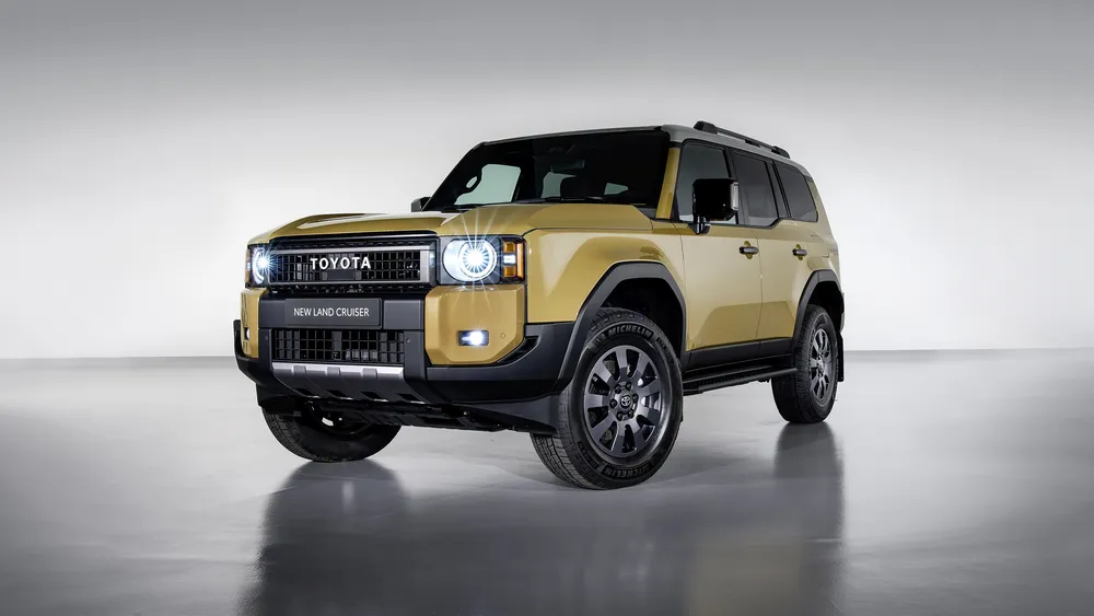 丰田陆地巡洋舰第一版2024