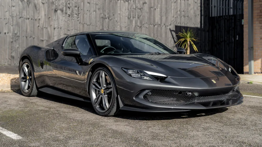 法拉利296 GTB灰色金属漆