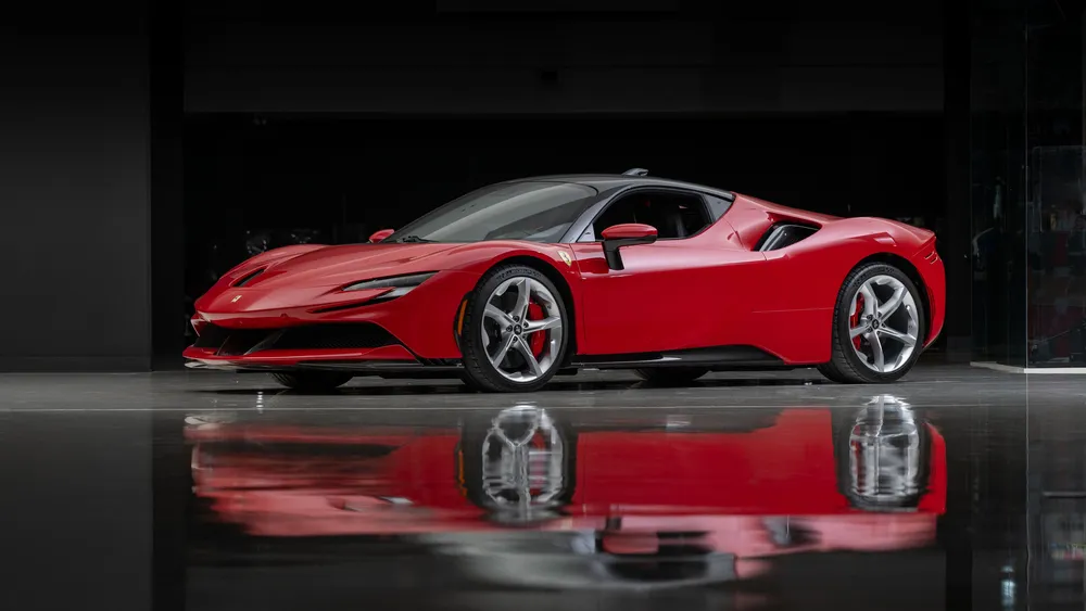 红色法拉利SF90 Stradale