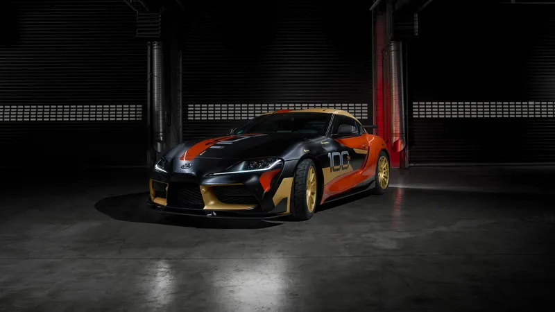 丰田GR Supra GT4第100版致敬