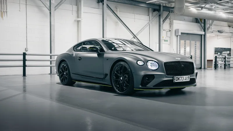 宾利欧陆GT V8 S Mulliner