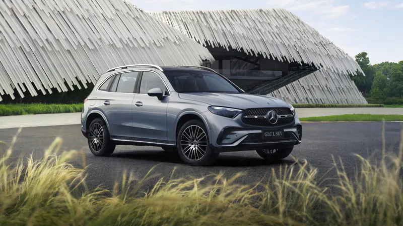 梅赛德斯-奔驰GLC 300 AMG系列