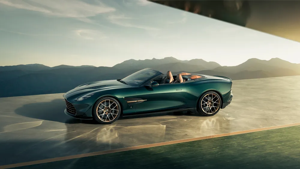 阿斯顿·马丁Vanquish Volante Ultrawide的Q4K电脑壁纸