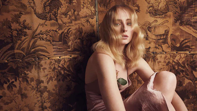 索菲·特纳滚石