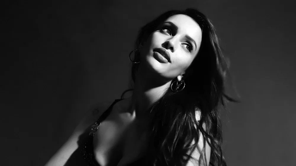 Tripti Dimri黑白4K电脑壁纸