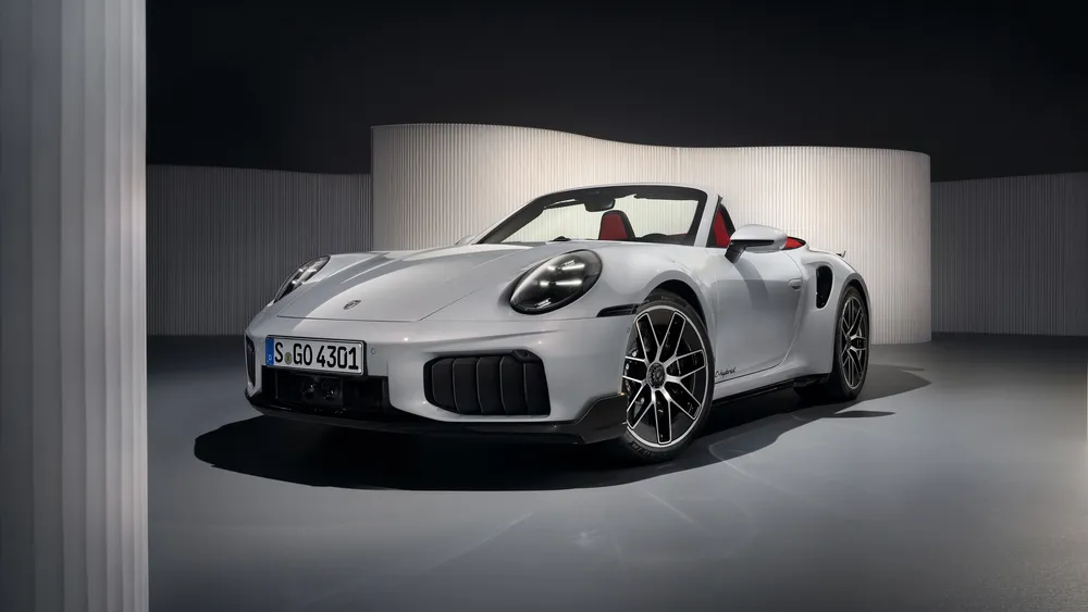 保时捷911 Turbo S敞篷车20254K电脑壁纸