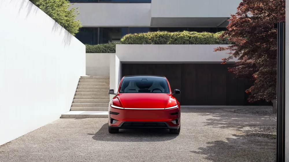 特斯拉Model Y性能20254K电脑壁纸