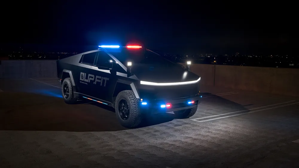 特斯拉Cybertruck巡逻4K电脑壁纸