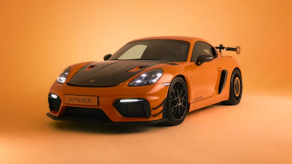 保时捷718 Cayman GT4 RS曼蒂套件郁金香4K电脑壁纸