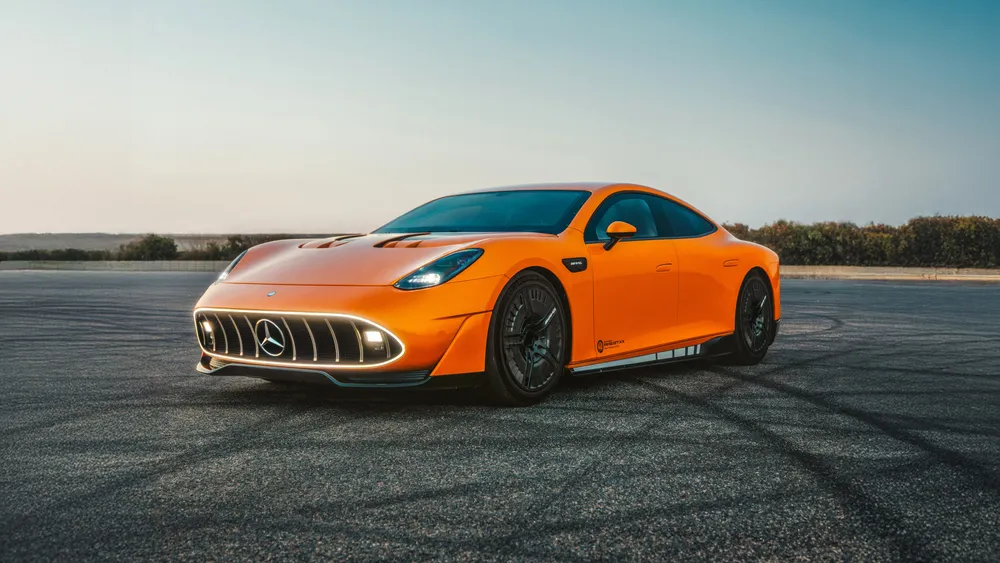 AMG GT XX户外概念车4K电脑壁纸
