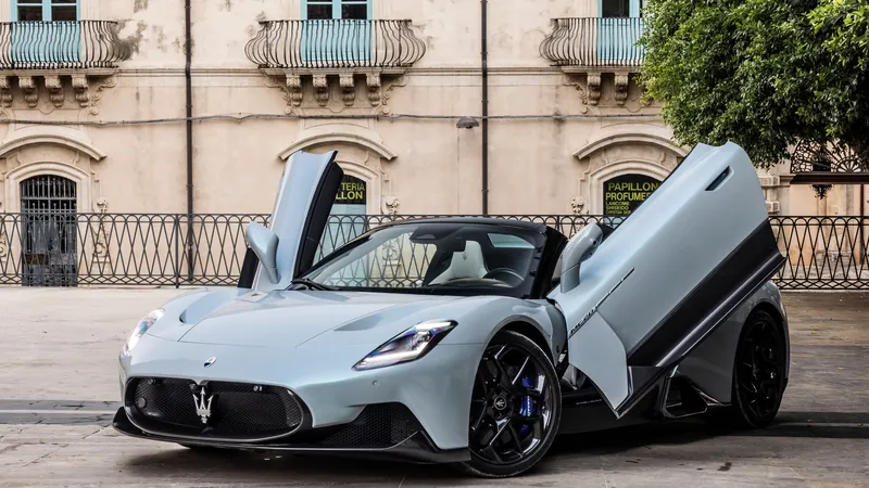 玛莎拉蒂MC20 Cielo 2022