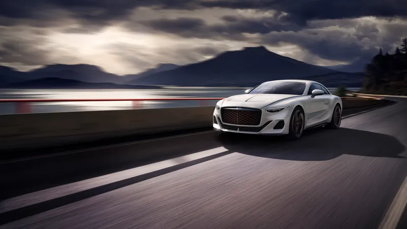 宾利Mulliner巴图尔超级跑车