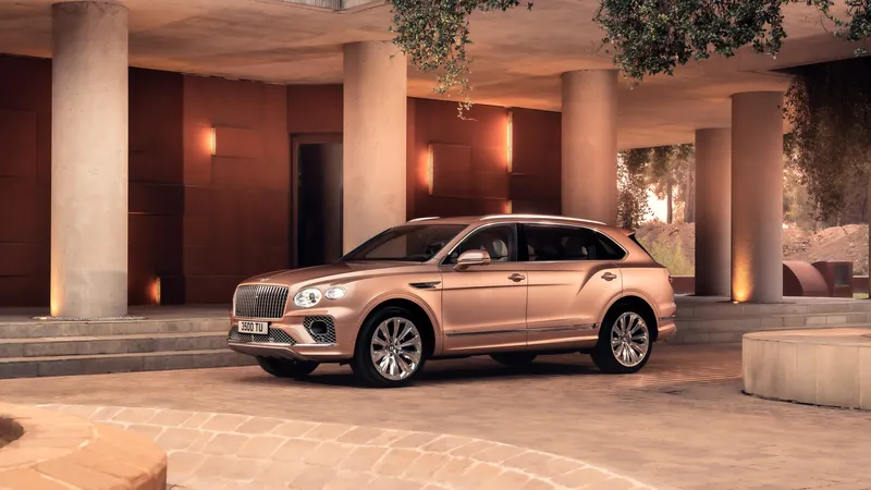 宾利Bentayga EWB豪华SUV