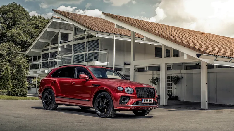 宾利Bentayga混合动力车第一版