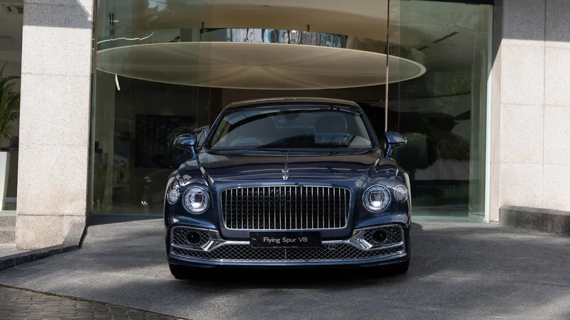 宾利Flying Spur V8第一版