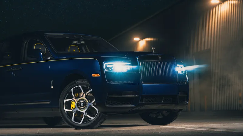 劳斯莱斯库里南黑色徽章之夜