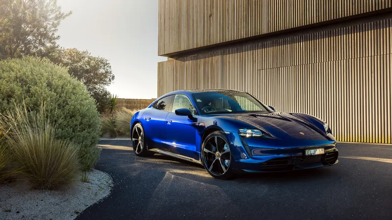 保时捷Taycan Turbo高性能车