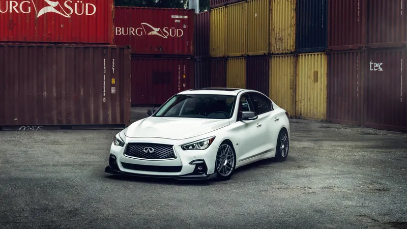 英菲尼迪Q50豪华轿车