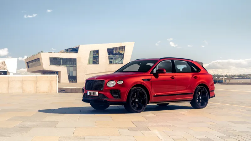 宾利Bentayga V8第一版